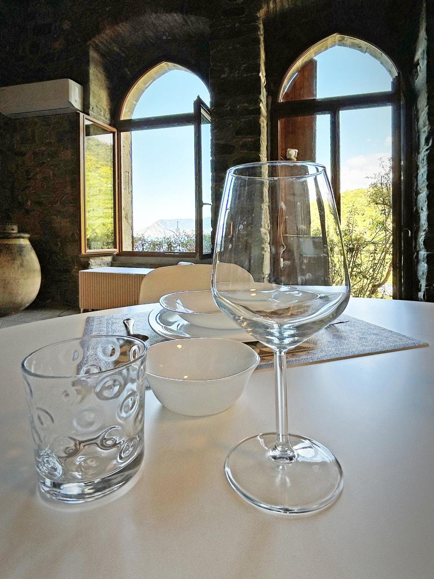Pietra Azzurra, Newly Renovated Lägenhet Corniglia Exteriör bild