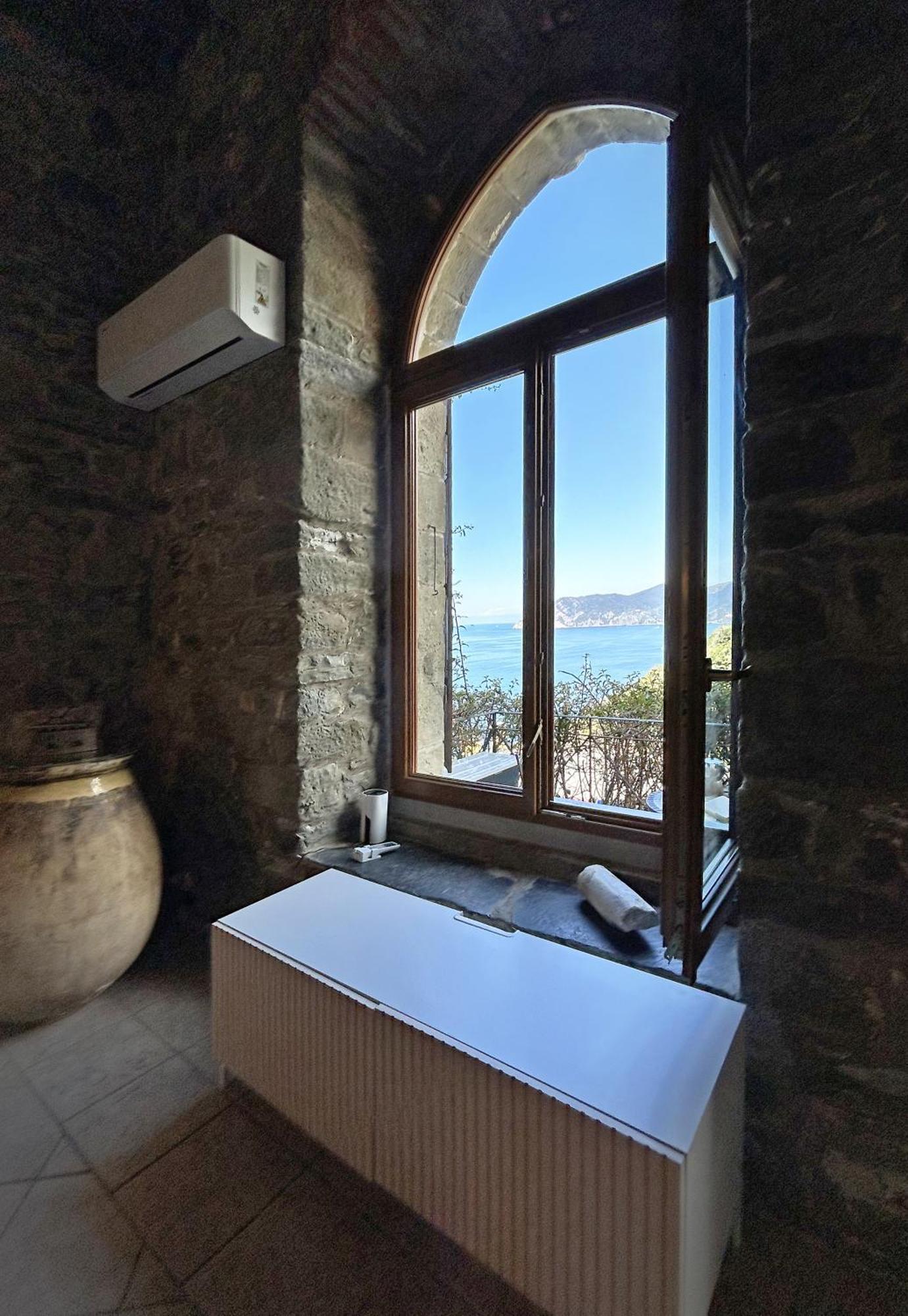Pietra Azzurra, Newly Renovated Lägenhet Corniglia Exteriör bild